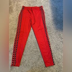 PINK Victoria's Secret Red Activewear ❤️